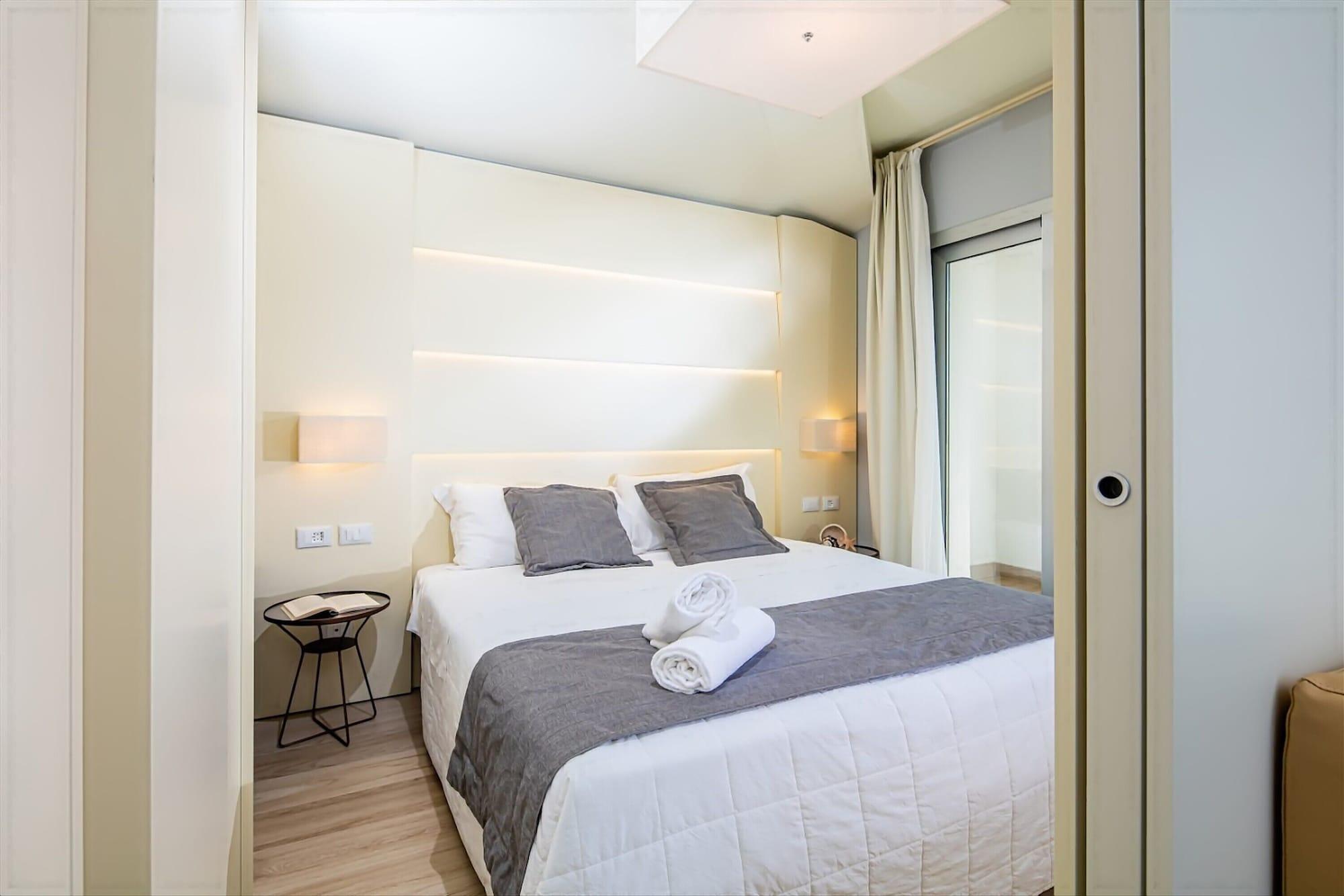 Aparthotel Touring Градо Экстерьер фото