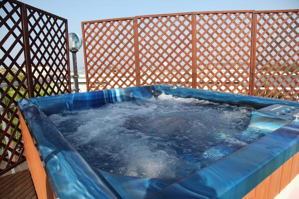 Aparthotel Touring Градо Экстерьер фото