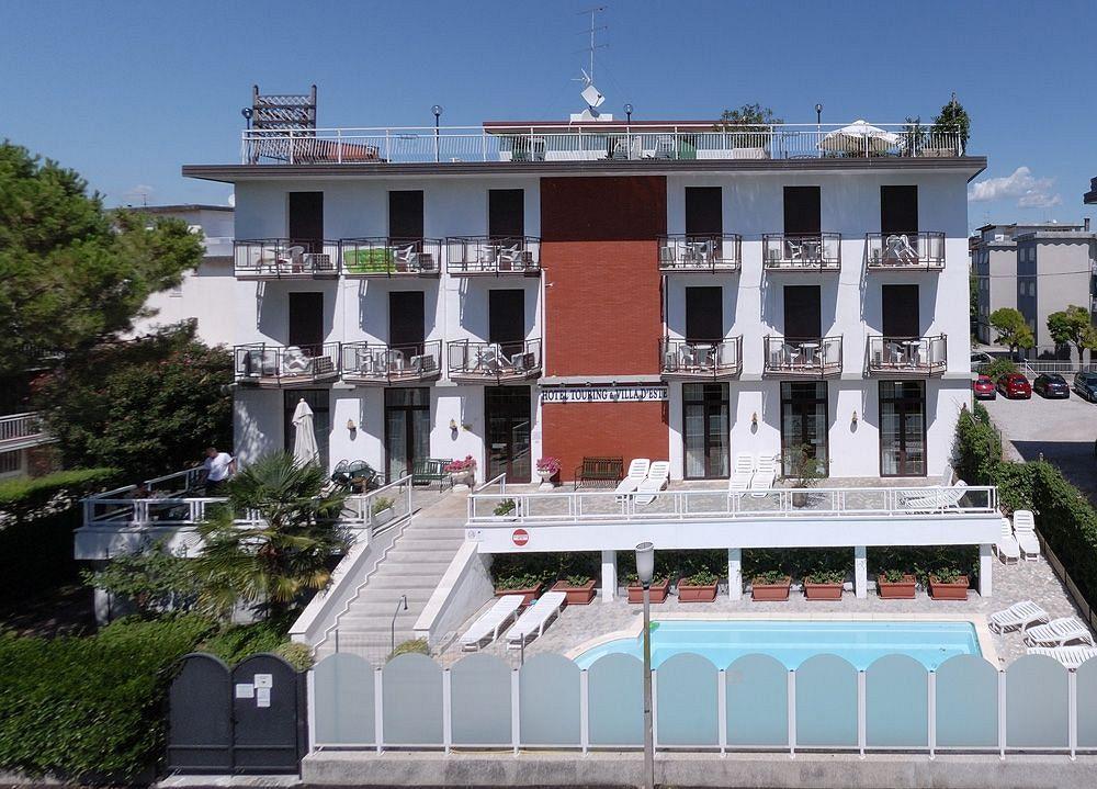 Aparthotel Touring Градо Экстерьер фото